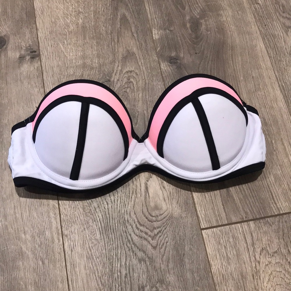 Bikini top
